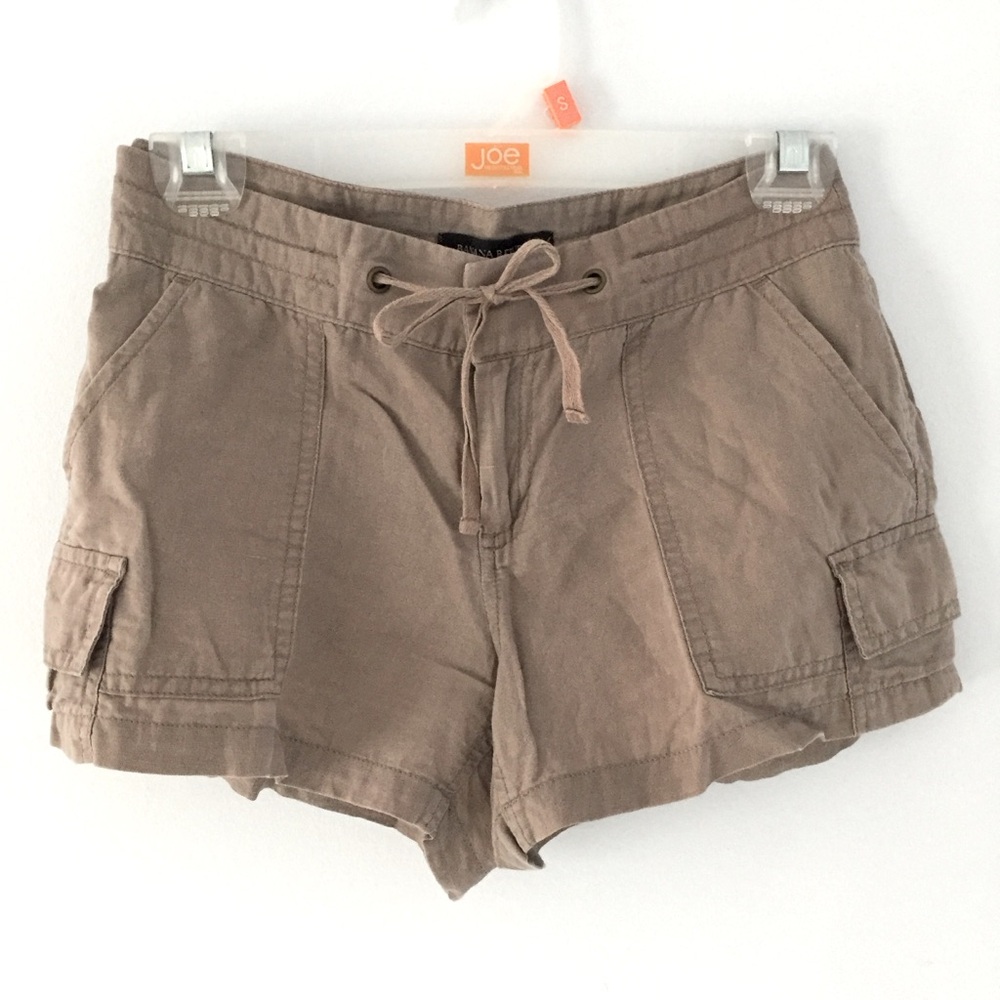 Banana Republic tan shorts